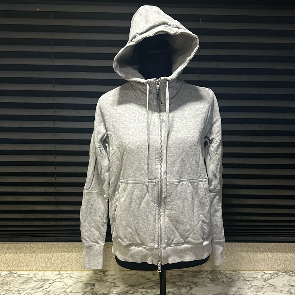 ADIDAS ATHLETICS X REIGNING CHAMP Women’s Grey Zip Front Hoodie Small‎